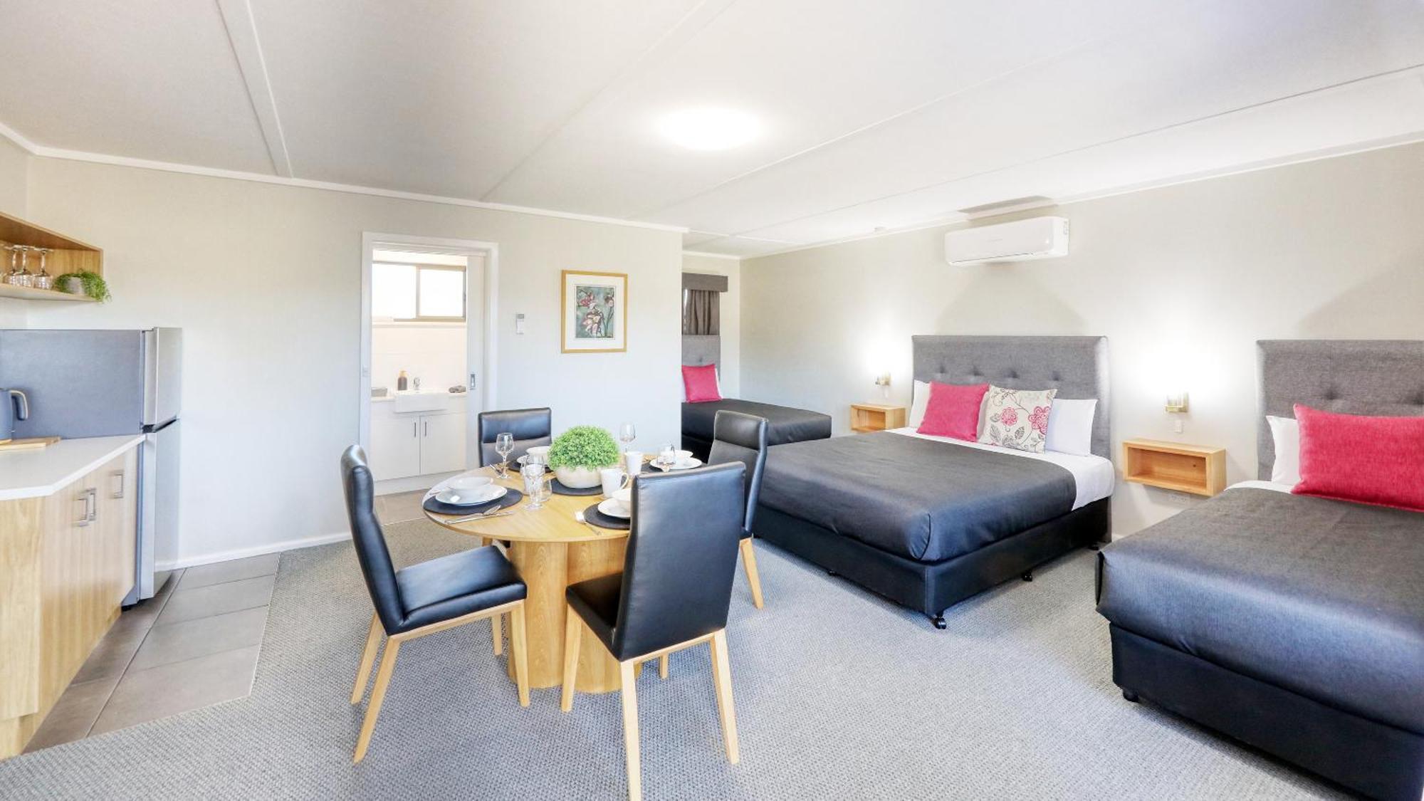 Deniliquin Motel מראה חיצוני תמונה